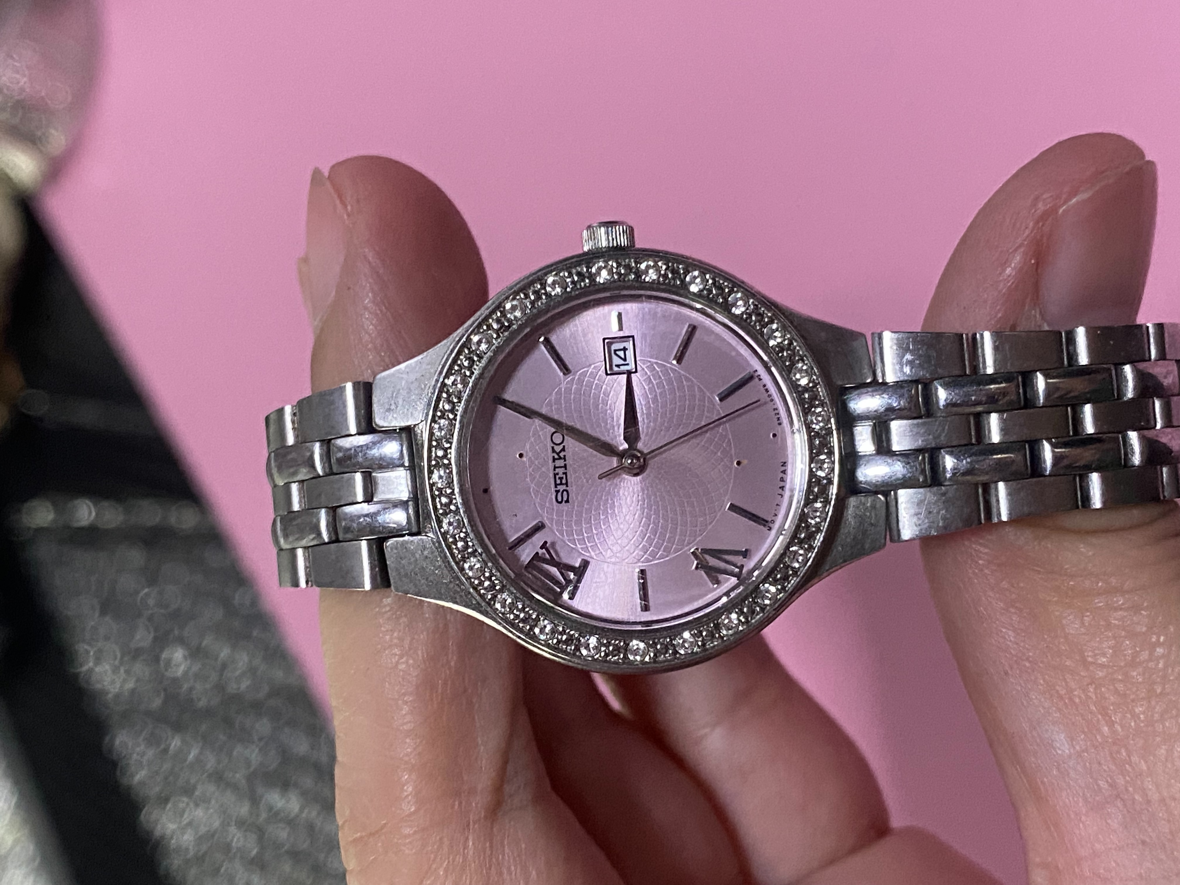 แบรนด์/รุ่น: Seiko รุ่น SUR765P9 (หรือ SUR739P1)