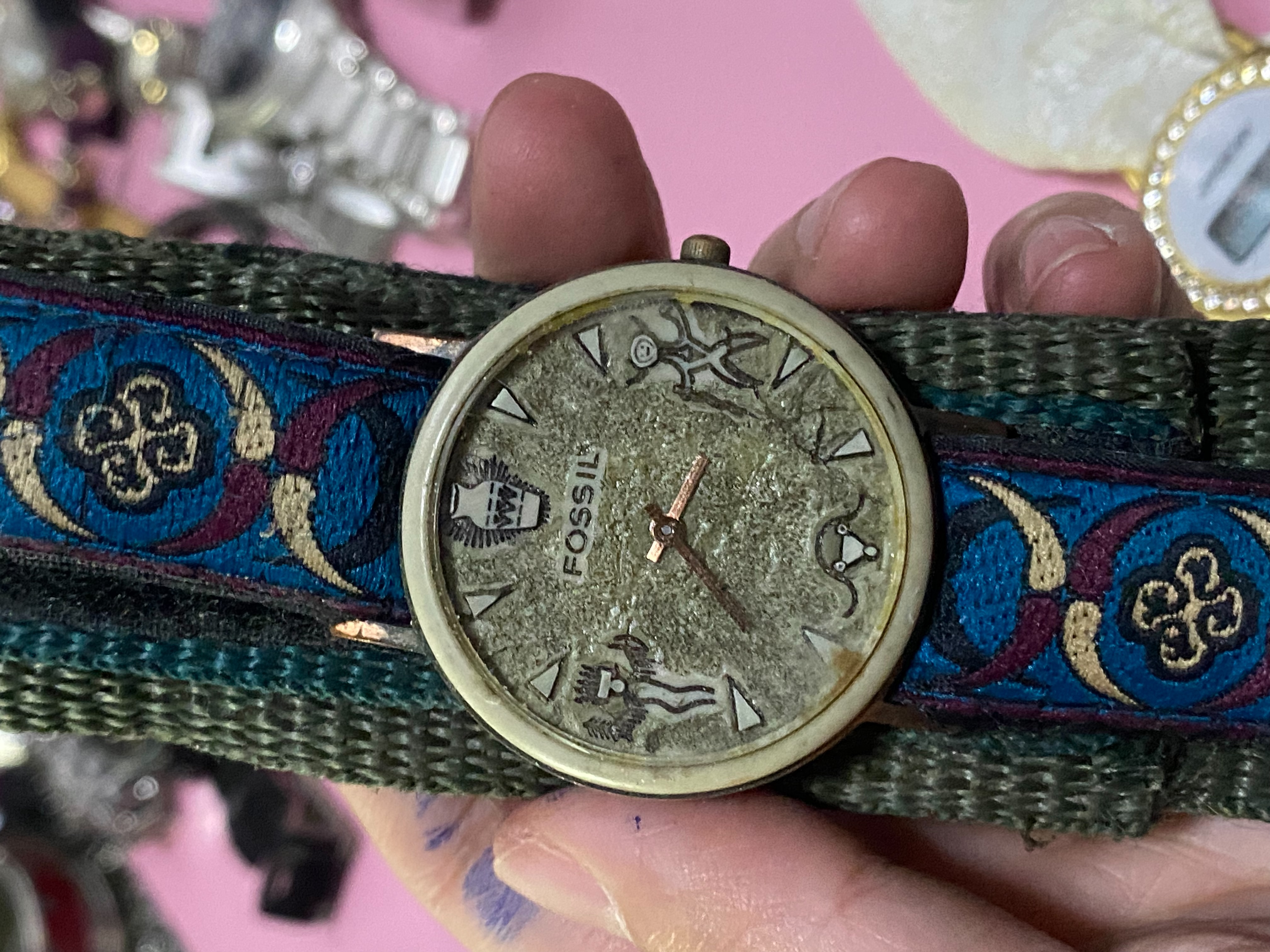 รุ่น: Pictographs (Cave Drawings) รหัสรุ่น BW-6724